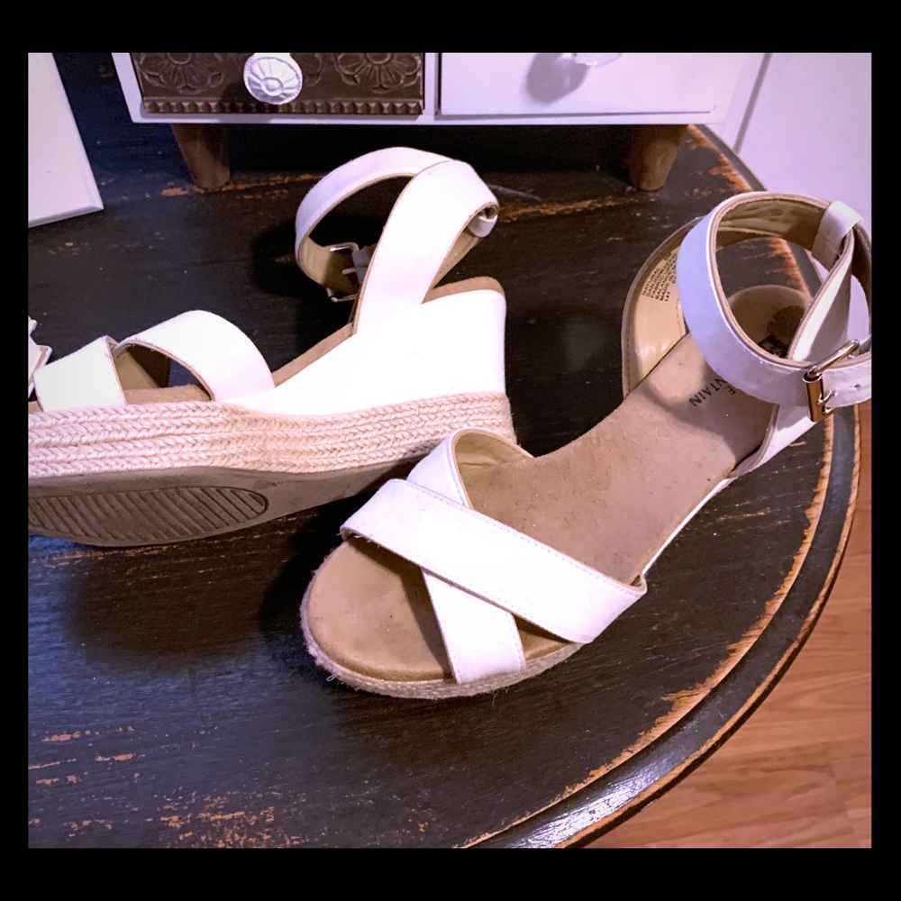 🔥 PERFECT Little Wedges (Excellent Condition)